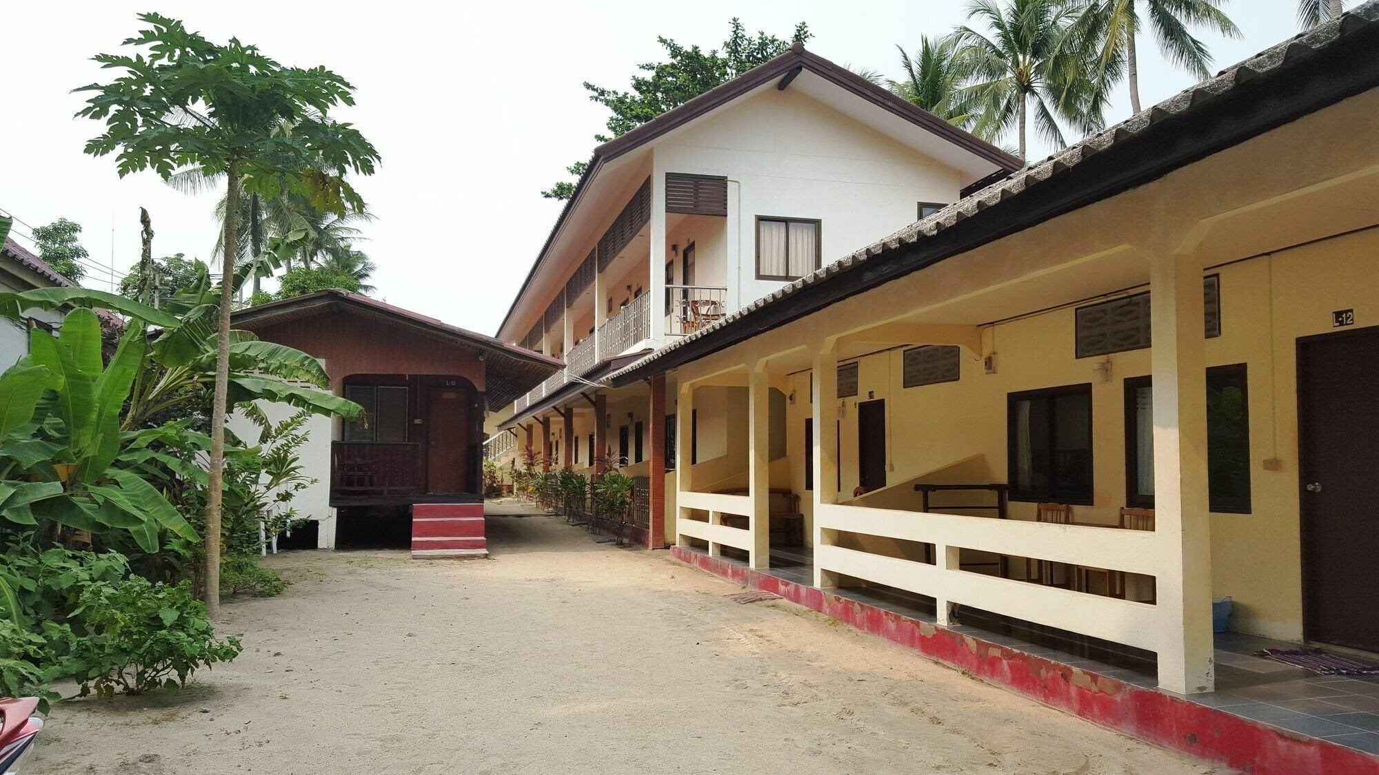 Отель Best Beach Bungalows 2*